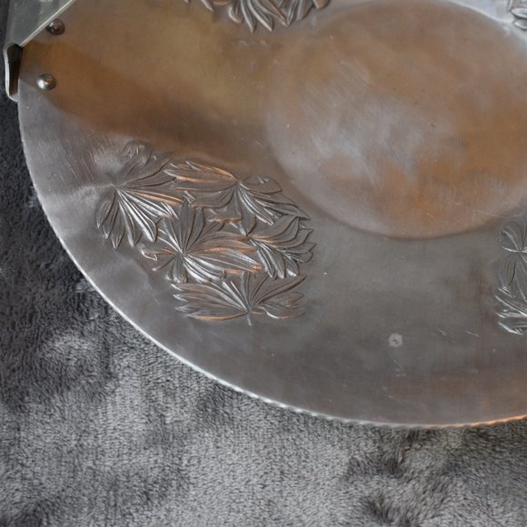 Vintage Everlast Metal Tray with Handle - Picture 8 of 12